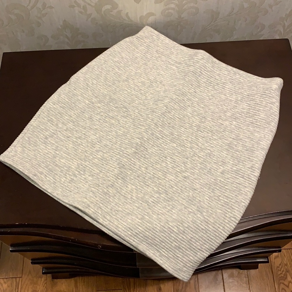 Wilfred free pencil skirt